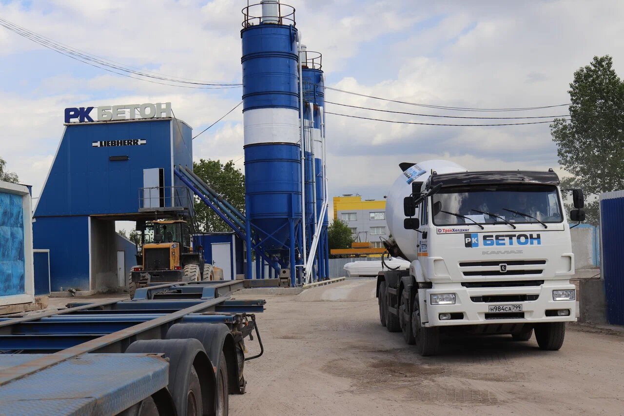Миксер RK Concrete на площадке в Фёдоровском